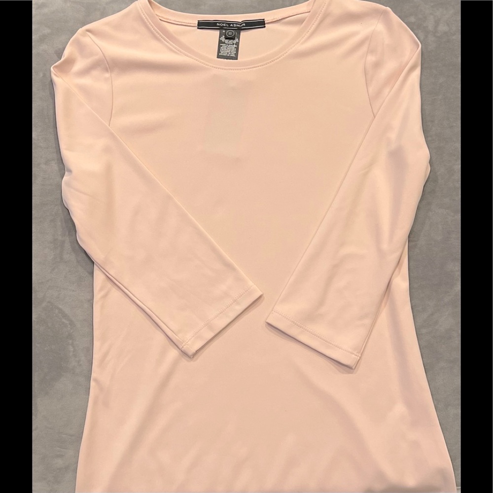 Noel Asmar NWT 3/4 length sleeve top in Rose Blush